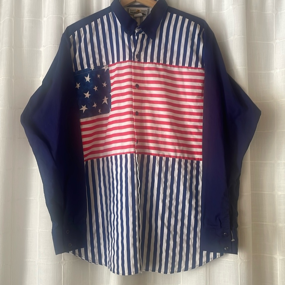 Dakota sunset vintage large button up. USA flag style